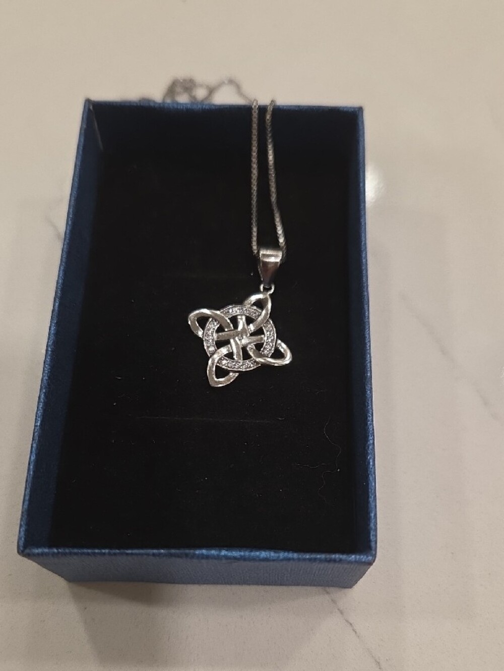 Sterling Silver Celtic Knot Pendant Necklace - Silver - Picture 4 of 4